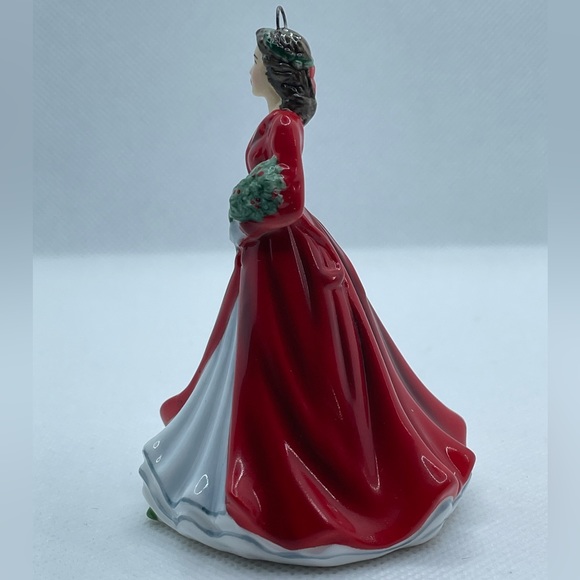 Royal Doulton ornament- “Deck The Halls” - Picture 2 of 5